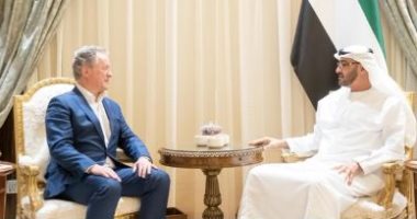 محمد بن زايد يستقبل مدير برنامج الأغذية العالمى ديفيد بيزلى..صور