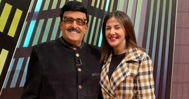 دنيا سمير غانم تدعم والدها في عرض مسرحيته "الزهر لما يلعب".. صور
