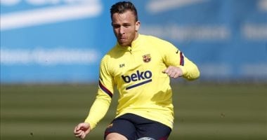 إصابة أرثر تضع برشلونة فى ورطة قبل موقعة نابولى بدورى أبطال أوروبا