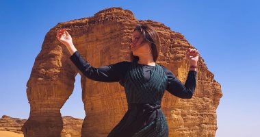 وسط صحراء السعودية.. ريا أبي راشد تبرز جمال محافظة العلا في شتاء طنطورة