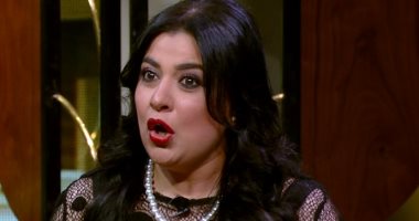 برنامج "التاسعة" يعرض رأى الشارع فى عمل المرأة.. فيديو 