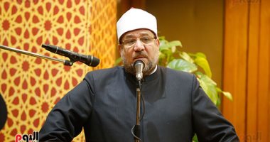 وزير الأوقاف معلقا على إشاعة علاج كورونا بـ"شعرة فى المصحف": كلام فارغ