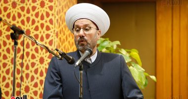 مفتى العراق يلقى قصيدة فى حب مصر بعنوان "احفظ إلهى أرض مصر"