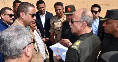 محافظ الفيوم ورئيس "الخدمة الوطنية" يبحثان تنفيذ عدد من المشروعات