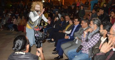 عروض مسرح الشارع فى أسيوط ضمن فعاليات "مسرح الجنوب"