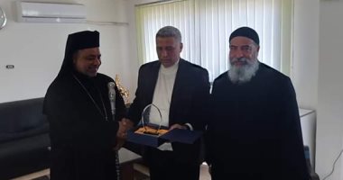 مطران الأقصر يلتقى رئيس مدينة مرسى عمل ويبحثان خدمة السياح 