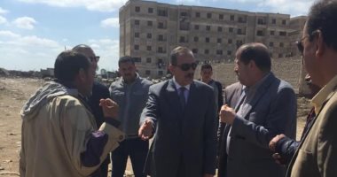 محافظ كفر الشيخ يتفقد عدد من المنشآت الخدمية.. صور