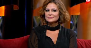 كارول سماحة: بشجع برشلونة.. وزوجى أهلاوى متعصب.. فيديو