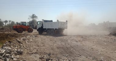 تواصل العمل لفتح "طريق السوفيتيل" فى الأقصر لخدمة السائحين (صور)