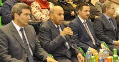 صور.. ندوة بجامعة المنيا عن الإجراءات الوقائية لفيروس كورونا وخطة التصدى له