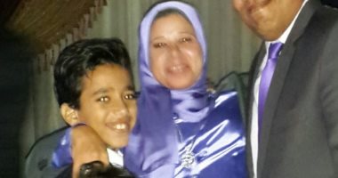 في يوم المرأة العالمى.. أسامة لزوجته: كل يوم وانتى ملكة في مملكتنا الصغيرة