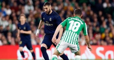 ريال مدريد يخطف التعادل من بيتيس مع نهاية الشوط الأول.. فيديو  