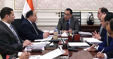 الحكومة تستعرض موازنة 2020-2021 قبل عرضها على الرئيس.. رئيس الوزراء: زيادة غير مسبوقة في الاستثمارات الحكومية للحفاظ على معدلات النمو المرتفعة.. زيادة المعاشات وحد الإعفاء الضريبى ومخصصات برنامج تكافل وكرامة