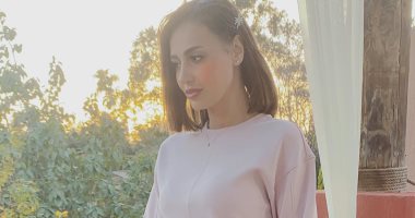 حلا شيحة فى رسالة لنفسها: "حلولة .. أنتٍ قوية متبصيش وراكى خليكي متفائلة"