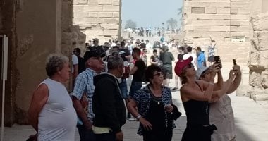 20 صورة ترصد الإقبال السياحى الكبير على الأقصر لزيارة الأماكن الأثرية