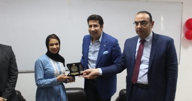 صور.. تكريم هانى رمزى عن مشواره الفنى