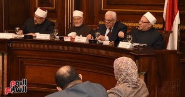 المفتى بالبرلمان: معاملات البنوك ليست ربا.. ونائب"النور" ينسحب من الاجتماع