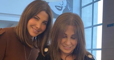 نانسى عجرم تحتفل بعيد ميلاد والدتها.. صور