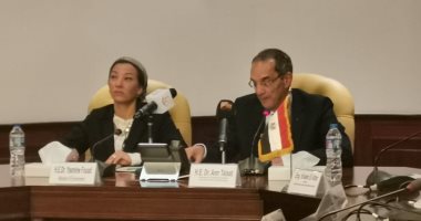 وزير الاتصالات: نتعاون مع ثلاث جهات حكومية لتدوير المخلفات الصلبة 