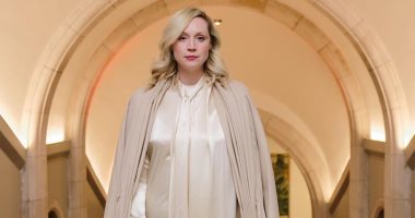من القتال للفنون الراقية.. نجمة Game of Thrones تشارك فى حفل الصور الوطنى