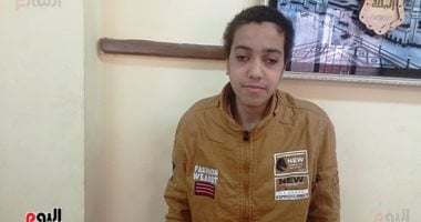 قصة نجاح طالب كفيف حارب مرض السرطان ويمتلك موهبة الإلقاء والتمثيل بسوهاج