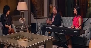 فيديو.. ابنة إدوارد تبدع فى الغناء مع إسعاد يونس