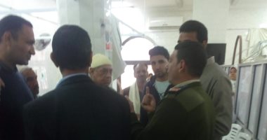 بلاغ ضد أطباء وحدة الغسيل الكلوى بقرية محلة دياى بكفر الشيخ لغيابهم.. صور