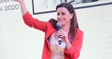فيديو.. هكذا تقضى نور اللبنانية وقتها في العزل المنزلى