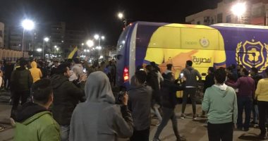 الإسماعيلى يصل برج العرب لملاقاة المصرى البورسعيدى بالدوري 