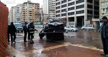 صور.. 10 مشاهد فى أحدث العواصف الترابية والأمطار بمحافظات مصر..الأمطار الغزيرة والبرق والرعد..إغلاق ميناء شرم الشيخ ومطار الأقصر..مصرع طالبة بأسوان.. سقوط 29 برجا كهربائيا بالوادى الجديد..وإغلاق الطرق الصحراوية