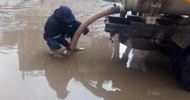 صور..شفط تجمعات مياه الأمطار فى القليوبية.. والانسياب المرورى يسيطر على الشوارع
