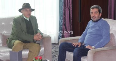 مسئولو الرجاء المغربي فى اجتماع ودي مع بعثة الإسماعيلى