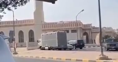 بعد إيقاف خطبة وصلاة الجمعة.. مساجد الكويت تختم الآذان بـ "صلوا في بيوتكم"
