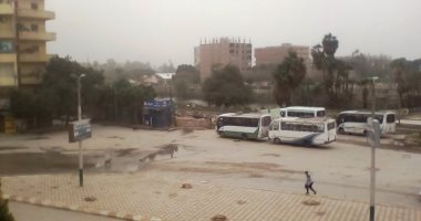 صور.. طقس غير مستقر يضرب المنيا ورياح شديدة محملة بالأتربة