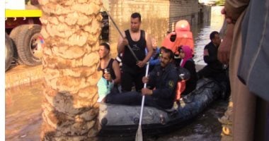 مديرية أمن الجيزة توجه قافلة إغاثة لقريتى الديسمى والعطيات بمركز الصف