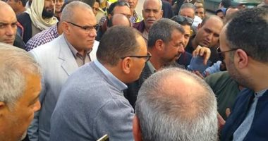 محافظ الشرقية يتفقد قرى بحر البقر الغارقة جرء انهيار جسر بسبب الأمطار