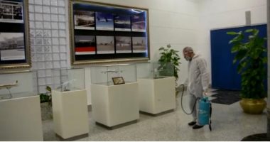 وزارة الطيران المدنى تواصل إجراءاتها الاحترازية لمواجهة كورونا بالتعقيم