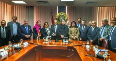 وزير الصناعة: تلبية احتياجات السوق المحلى من المنتجات الصناعية أولا وتصدير الفائض 