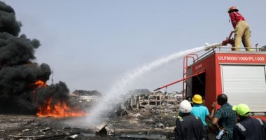مصرع 15 شخصا وتدمير 50 منزلا فى انفجار خط أنابيب نفط بنيجيريا