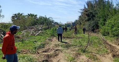 صور.. استرداد 2970 مترا من أراضى السكة الحديد شرق الإسكندرية