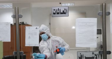 صور.. إجراءات احترازية بالمصالح الحكومية وتعليم كفر الشيخ يعلق العمل بالبصمة
