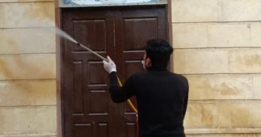 شباب قرية الروضة ببلقاس فى الدقهلية يطهرون قريتهم بنفسهم من كورونا 