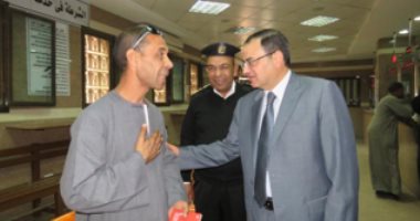 صور.. حقوق الإنسان بالداخلية يقود زيارات مفاجئة لأقسام الشرطة بأسوان والأقصر