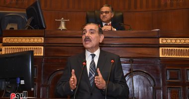محافظ كفر الشيخ يطالب بميكنة الخدمات بالمحليات لغلق الباب أمام الفساد