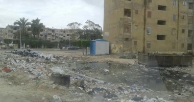 "سيبها علينا".. شكوى من تراكم مياه الأمطار بباط الكوم بالبحيرة