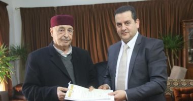 رئيس البرلمان الليبى يتسلم مشروع تعديل قانون العمل السياسى والقنصلى