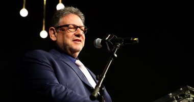 لوسيان جرينج مدير Universal Music ينضم لقائمة المشاهير المصابين بكورونا