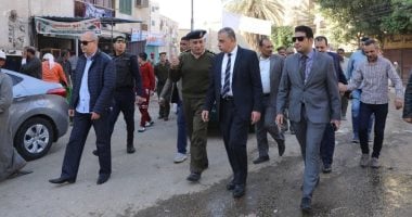 صور.. محافظ سوهاج يتفقد سوق مدينة ناصر تمهيدا لنقله خارج الكتلة السكنية