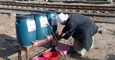  بـ"جردل مطهرات".. مبادرة تعقيم ضد فيروس كورونا بقرية الجديدة فى الشرقية