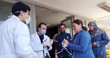صور.. إجراءات وقائية من "كورونا" فى كواليس مسلسل بـ"100 وش"